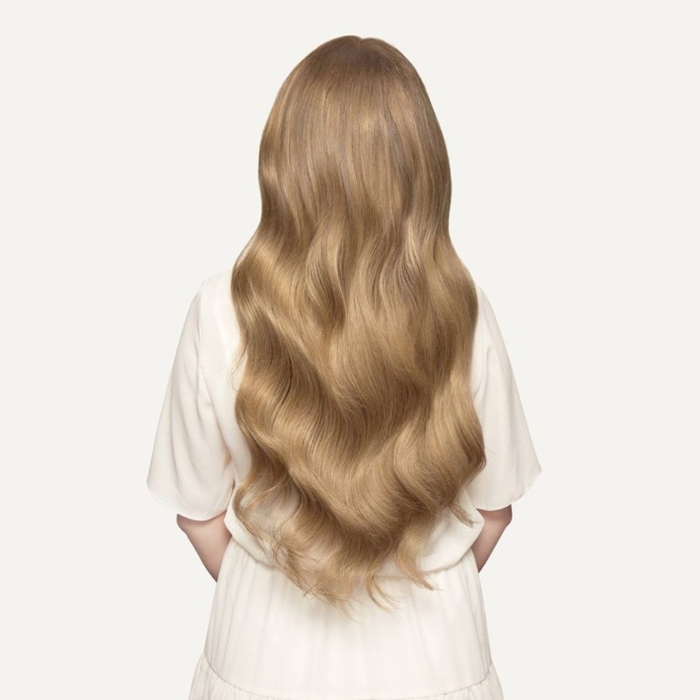 BRAND NEW 20” Luxy clip-in hair extensions